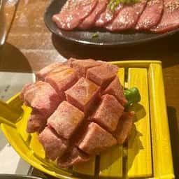 焼肉 肉萬