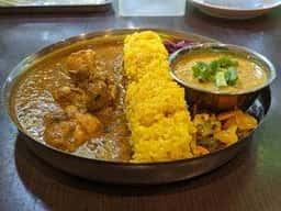 スパイスカレー ゴカルナ