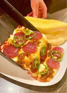 シカゴピザ&スフレオムレツ Meat&Cheese ARK 2nd 新宿店