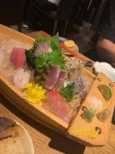 魚まみれ眞吉 代々木八幡店