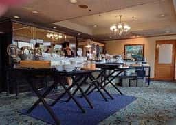 レストラン ロータス