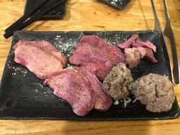 立ち喰い焼肉 治郎丸 野毛店