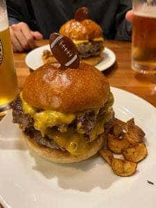 ゴリゴリバーガータップルーム