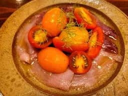 無国籍料理店 極楽孔雀