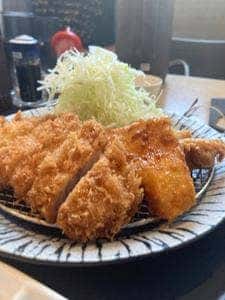とんかつびより