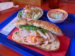 タイ・ベトナム屋台 YUMMY TOMMY