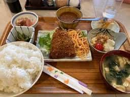 三丁目 にしや食堂