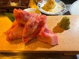 ホルモン酒場 六べこ