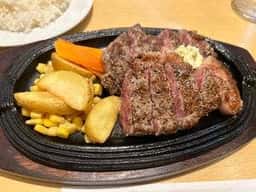 カマルのステーキ