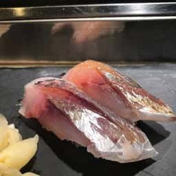 Sushi bar にぎりて