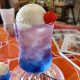 カフェ小鹿