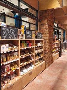 niko and... COFFEE イオンモール豊川店