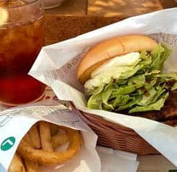 モスバーガー 成増店