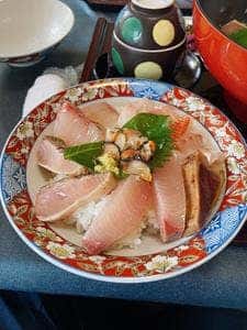 お食事処 関蔵 海鮮の宿 まつうら