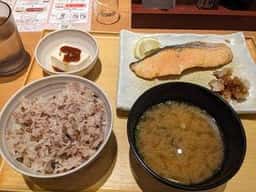 やよい軒 今津店