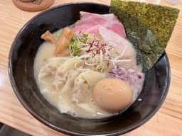 メンヤダモンデ