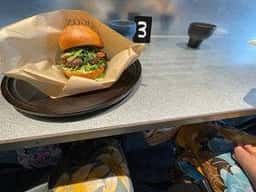 DRAGON BURGER 伏見稲荷店