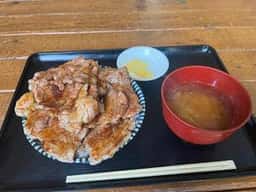 豚丼 とんじゃく