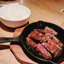 A4和牛寿司×ラクレットチーズ×クラフトビール 肉バル BISON 本厚木店