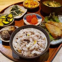 ごはんやpeco