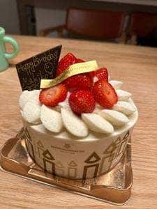 アンリ・シャルパンティエ 新宿伊勢丹店