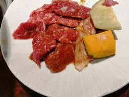 焼肉店 にくる