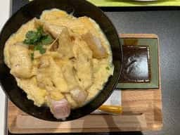 北新地とんかつépais エキスポシティ店