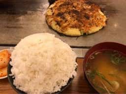 神戸牛すじ ぼっかけの拓 本店