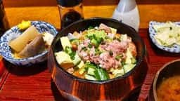 鮨とおでん&アンド 神田小川町店