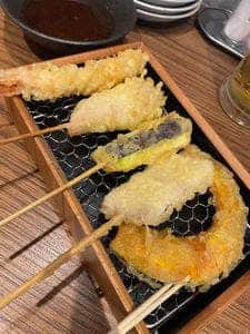 串天ぷらと煮込み スタンド◎まるに 今泉店