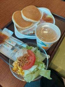 カフェ・ド・クリエ ホピタル 豊川市民病院店