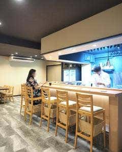 割烹鮨 華あざ