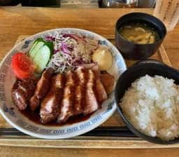絶メシ食堂