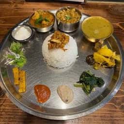 ダルバート食堂