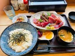 勝浦港 市場食堂 勝喰