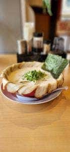 泡系しおとんこつラーメン べらしお なかもず店