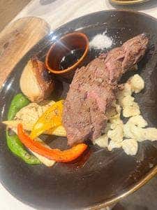 ALL DAY CAFE AND DINING The Blue Bell
