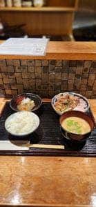 カジュアル肉割烹 北新地つきしろ