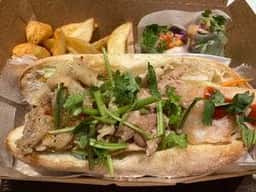 CYCLO Banh mi CIAL横浜店