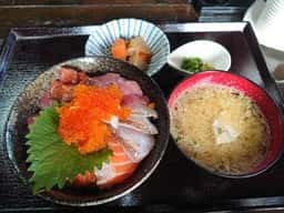 まる弥の魚卓