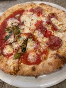Pizzeria Dino 千歳烏山
