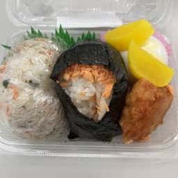 ぼんたぼんた 東急横浜駅構内正面改札前店