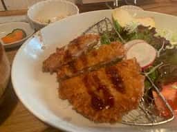 カプリッチョ食堂