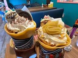 School Bus Crepe