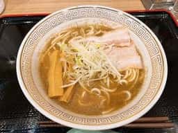 弘前煮干し中華そばスタンドニボる？