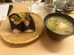 おにぎり・とん汁 山太郎