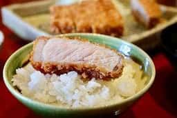 とんかつ ぶぅたろう
