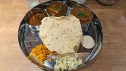 スパイスバル ヤラダモン。