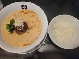 餃子と担々麺 吟