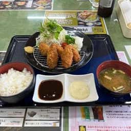 三木セブンハンドレッド倶楽部 レストラン